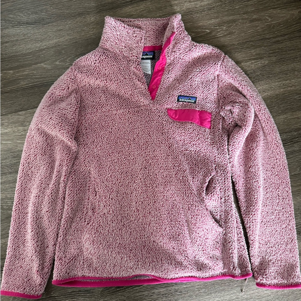 Patagonia 1/4 button fuzzy sweater